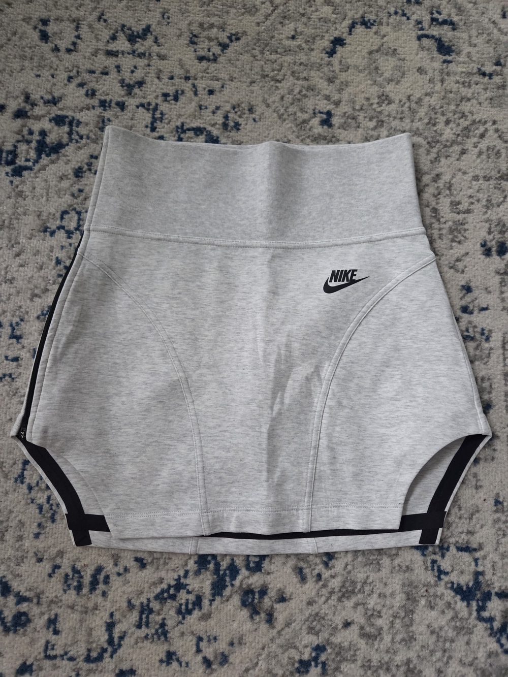 Nike Women’s Light Gray Athletic Skort with Black Trim